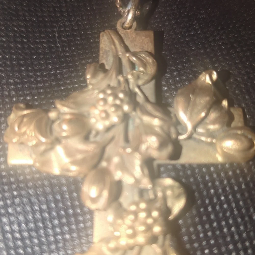 Vintage Grapevine Cross Pendant Necklace – Large 2.5” Religious Statement Piece